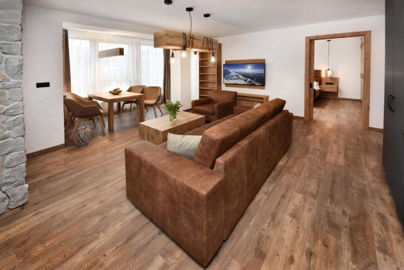  Realizácie / Hotel OVRUČ - foto