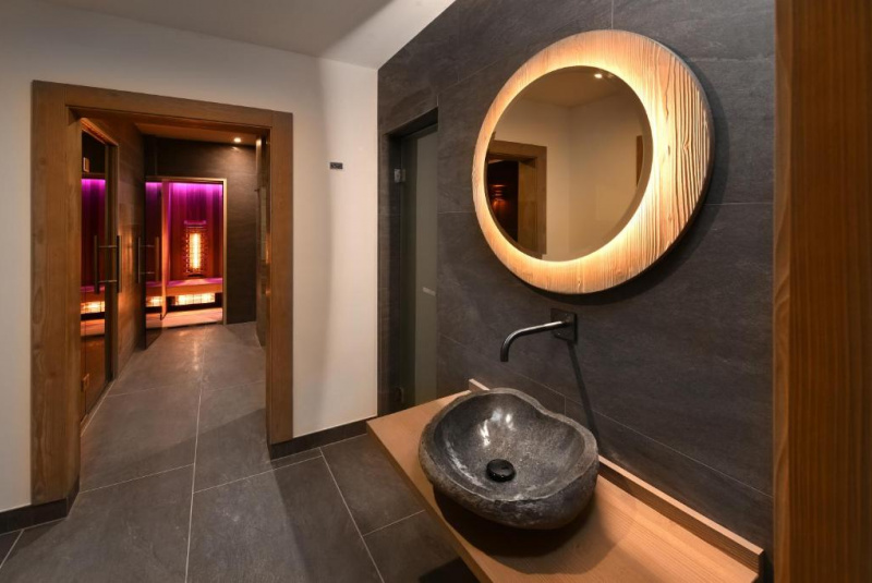  Realizácie / Hotel OVRUČ - foto